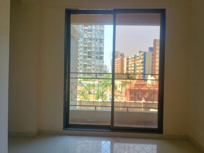 Living Room Image of 2050 Sq.ft 3 BHK Apartment / Flat for sale in Balaji Delta Central, Kharghar Navi Mumbai for Rs. 37000000
