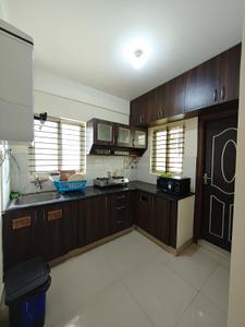Kitchen Image of 1300 Sq.ft 2 BHK Builder Floor for rent in Sarjapur Bengaluru for Rs. 43000