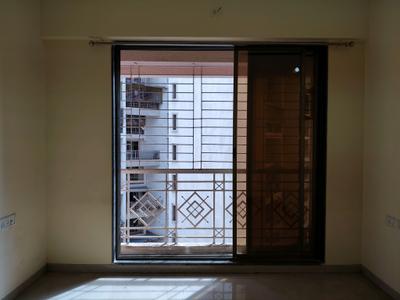 Bedroom Image of 1150 Sq.ft 2 BHK Apartment / Flat for sale in Tharwani Rosewood Heights, Kharghar Navi Mumbai for Rs. 17000000