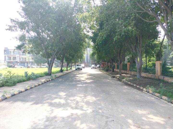 Block R Main Image 1