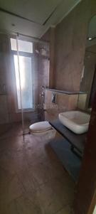 Bathroom Image of 4425 Sq.ft 4 BHK Apartment / Flat for sale in Mahagun Mezzaria, Sector 78 Noida for Rs. 89900000