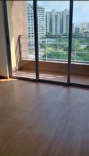 Amanora Gold Towers Main Image 1