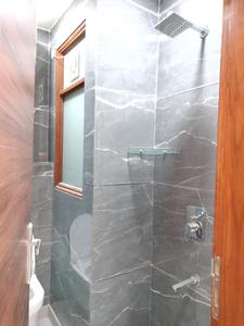 Common Bathroom Image of 700 Sq.ft 2 BHK Builder Floor for sale in Sector 8 Dwarka New Delhi for Rs. 9500000