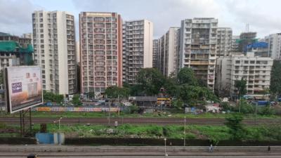 Balcony Image of 750 Sq.ft 2 BHK Apartment / Flat for sale in Shilpriya Silicon Hofe, Chembur Mumbai for Rs. 18500000