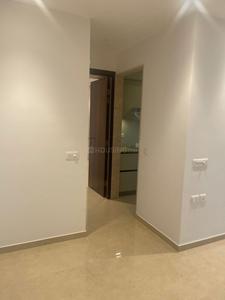 Hall Image of 880 Sq.ft 2 BHK Apartment / Flat for sale in Hiranandani Highland A B C D And E Wing, Powai Mumbai for Rs. 31500000