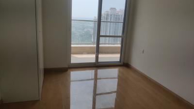 Bedroom Image of 2400 Sq.ft 3.5 BHK Apartment / Flat for sale in DLF One Midtown, Karampura New Delhi for Rs. 55000000