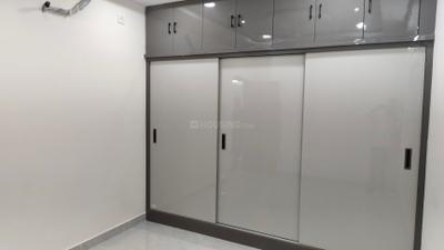 Bedroom Image of 910 Sq.ft 2 BHK Apartment / Flat for rent in Jubilee Hills Hyderabad for Rs. 40000