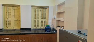 Kitchen Image of 800 Sq.ft 2 BHK Apartment / Flat for rent in Naktala Kolkata for Rs. 15000