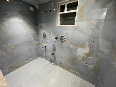 Bathroom Image of 1950 Sq.ft 4 BHK Apartment / Flat for sale in Chheda Avighna Building No 3, Mira Road East Mira Bhayandar for Rs. 24000000