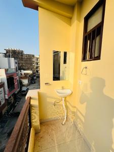 Balcony Image of 850 Sq.ft 2 BHK Builder Floor for rent in Noida Extension Greater Noida for Rs. 12000