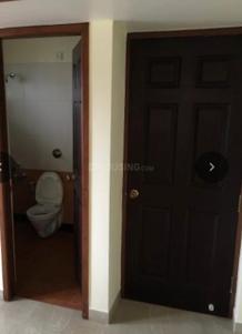 Bathroom Image of 1050 Sq.ft 2 BHK Independent House for rent in Jayanagar Bengaluru for Rs. 40000