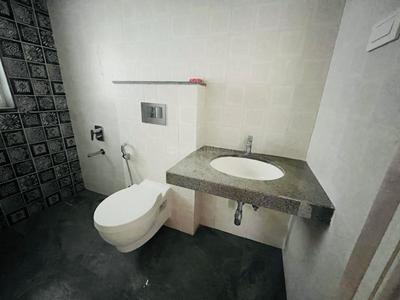 Bathroom Image of 910 Sq.ft 2 BHK Apartment / Flat for rent in Godrej Elements, Hinjawadi Pune for Rs. 34999