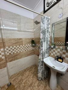 Image of 2367 Sq.ft 3 BHK Builder Floor for sale in Sector 9, Gurgaon for Rs. 21500000