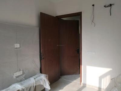 Bedroom Image of 800 Sq.ft 2 BHK Builder Floor for sale in Vikaspuri New Delhi for Rs. 13000000