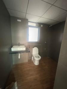 Bathroom Image of 980 Sq.ft 2 BHK Apartment / Flat for sale in Kalpataru Sunrise, Thane West Thane for Rs. 16700000