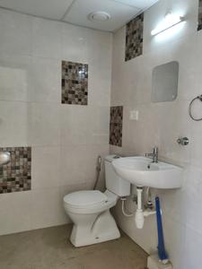 Common Bathroom Image of 650 Sq.ft 1 BHK Apartment / Flat for sale in Mahindra Happinest Kalyan Project A, Bhiwandi Thane for Rs. 3150000