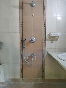 Bedroom Two Image of 920 Sq.ft 2 BHK Apartment / Flat for rent in Kasarvadavali Thane for Rs. 26000