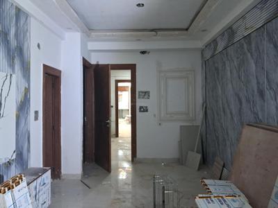 Living Room Image of 1550 Sq.ft 3 BHK Apartment / Flat for sale in Sector 73 Noida for Rs. 6000000