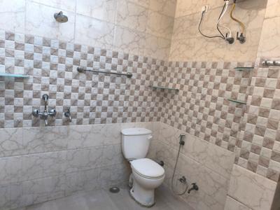 Image of 2250 Sq.ft 3 BHK Builder Floor for rent in Sector 9, Faridabad for Rs. 35000