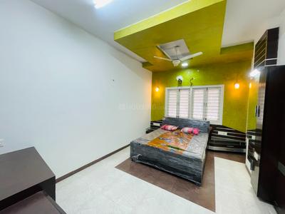 Bedroom Image of 1322 Sq.ft 2 BHK Apartment / Flat for rent in Shyamal Ahmedabad for Rs. 25000