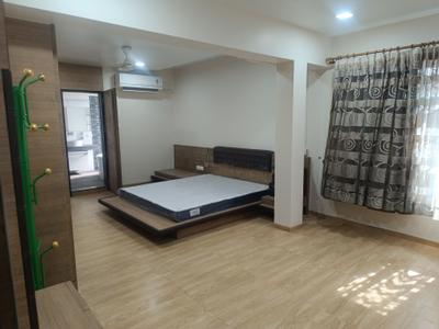Bedroom Image of 4000 Sq.ft 4.5 BHK Independent House for rent in Chembur Mumbai for Rs. 250000