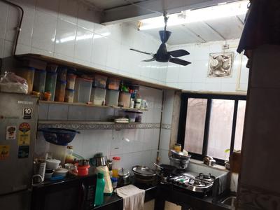 Kitchen Image of 500 Sq.ft 2 BHK Independent House for rent in Kandivali West Mumbai for Rs. 18000