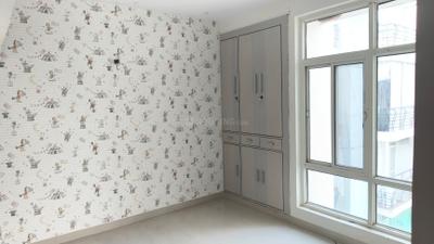 Bedroom Image of 1600 Sq.ft 3 BHK Apartment / Flat for sale in Grand Omaxe, Sector 93B Noida for Rs. 25000000