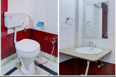 Bathroom Image of Bhaskar PG in Sector 50, Noida