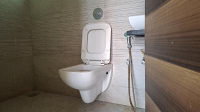 Bathroom Image of 1250 Sq.ft 2 BHK Apartment / Flat for sale in Fortune Springs, Kharghar Navi Mumbai for Rs. 13000000
