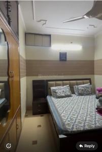 Bedroom Image of 980 Sq.ft 2 BHK Builder Floor for sale in Shalimar Bagh New Delhi for Rs. 14000000
