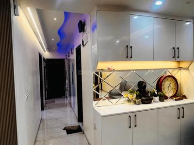 Kitchen Image of 2150 Sq.ft 4 BHK Apartment / Flat for rent in Rishita Manhattan, Gomti Nagar Extension Lucknow for Rs. 65000