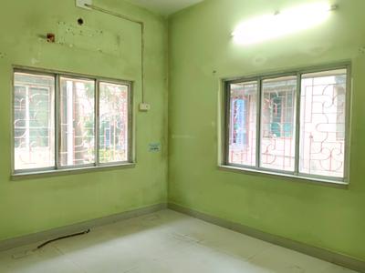 Bedroom Image of 900 Sq.ft 2 BHK Builder Floor for rent in Thakurpukur Kolkata for Rs. 15000