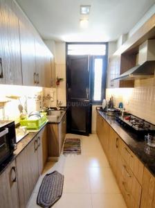 Kitchen Image of 1700 Sq.ft 3 BHK Builder Floor for rent in Malibu Town Floors, Sector 47 Gurgaon for Rs. 55000