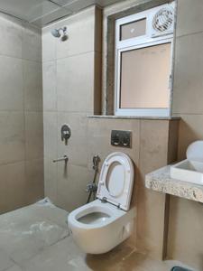 Common Bathroom One Image of 589 Sq.ft 1 BHK Apartment / Flat for sale in JVM Olive 1, Thane West Thane for Rs. 5500000