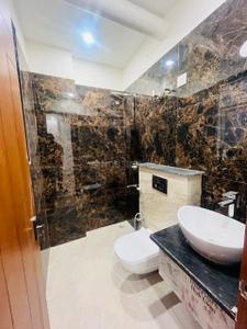 Bathroom Image of 500 Sq.ft 1 RK Builder Floor for rent in Sector 46 Gurgaon for Rs. 21000