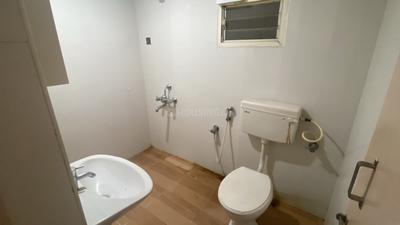 Bathroom Image of 2070 Sq.ft 4 BHK Apartment / Flat for rent in Manito Commanders Marvel, Anantapura Bengaluru for Rs. 45000