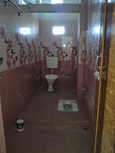 Bathroom Image of 300 Sq.ft 2 BHK Independent House for rent in Madhubani Purnea for Rs. 9000