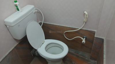 Bathroom Image of 358 Sq.ft 1 RK Apartment / Flat for rent in Keshtopur Kolkata for Rs. 6655