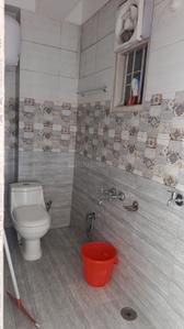 Bathroom Image of 1100 Sq.ft 1 BHK Apartment / Flat for rent in Dudhli Shimla for Rs. 10000