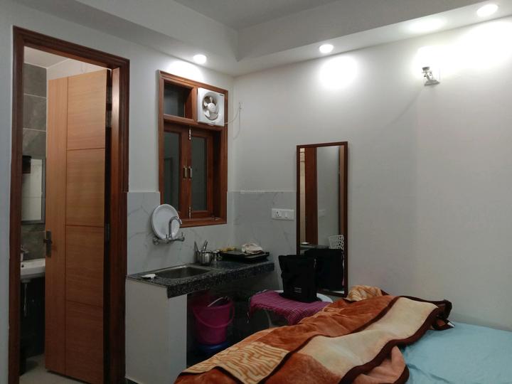 Masihgarh, Sukhdev Vihar Bedroom 1