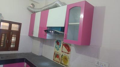 Kitchen Image of 725 Sq.ft 3 BHK Builder Floor for sale in Dwarka Mor New Delhi for Rs. 4500000