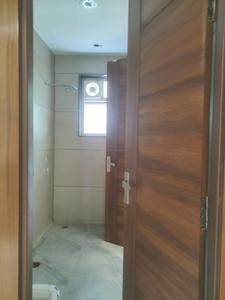 Common Bathroom Image of 2000 Sq.ft 4 BHK Builder Floor for sale in Green Field Colony Faridabad for Rs. 18400000