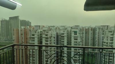 Balcony Image of 850 Sq.ft 2 BHK Apartment / Flat for rent in Gaurs Siddhartham, Siddharth Vihar Ghaziabad for Rs. 30500