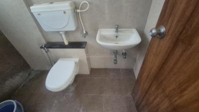 Bathroom Image of 540 Sq.ft 1 BHK Apartment / Flat for rent in Nyati Defence Enclave, Mohammed Wadi Pune for Rs. 14000