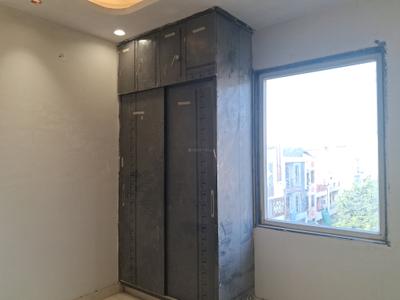 Bedroom Image of 900 Sq.ft 3 BHK Builder Floor for sale in Paschim Vihar New Delhi for Rs. 21000000