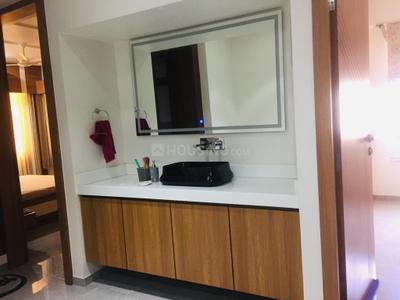 Bathroom Image of 3150 Sq.ft 4 BHK Apartment / Flat for sale in Nikol Ahmedabad for Rs. 14000000