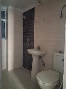 Common Bathroom Image of 1075 Sq.ft 3 BHK Apartment / Flat for sale in Amrapali Zodiac, Sector 120 Noida for Rs. 12000000