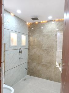 Common Bathroom One Image of 1800 Sq.ft 3 BHK Apartment / Flat for sale in CGHS Dream Apartments, Sector 22 Dwarka New Delhi for Rs. 29500000