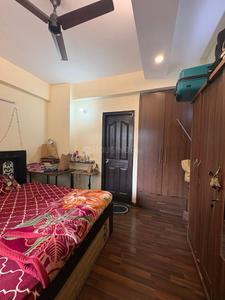 Bedroom Image of 950 Sq.ft 2 BHK Apartment / Flat for sale in Prateek Laurel, Sector 120 Noida for Rs. 10500000