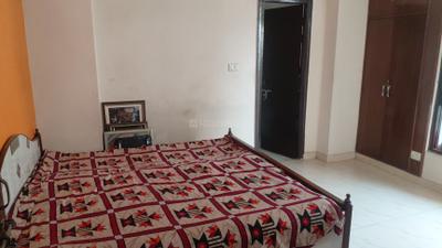 Bedroom Image of 976 Sq.ft 2 BHK Apartment / Flat for sale in Land Craft River Heights Tower 18, Ghukna Ghaziabad for Rs. 7500000